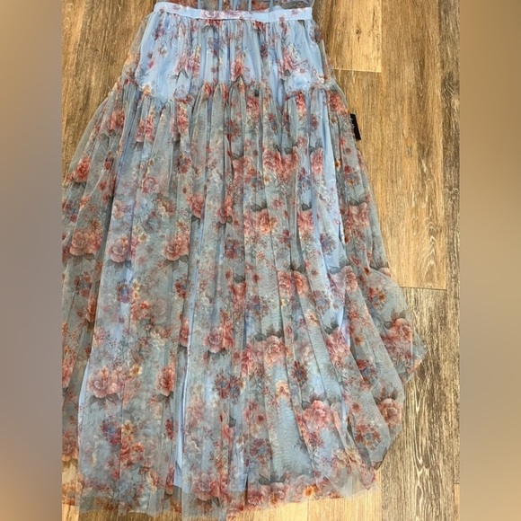Lulus Sultry Luxury Blue Floral Print Mesh Tiered Bustier
Maxi Dress, Size XL - Picture 5 of 7